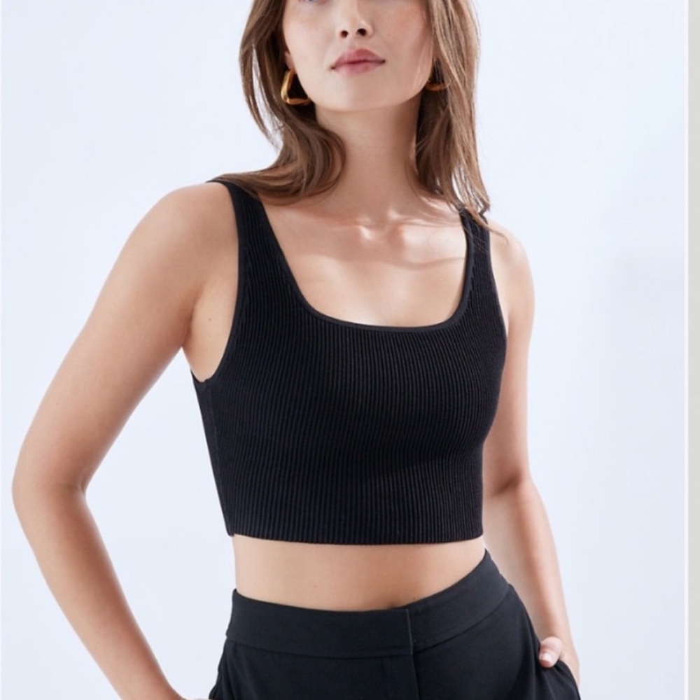 Babaton Sculpt Knit Squareneck Cropped Tank